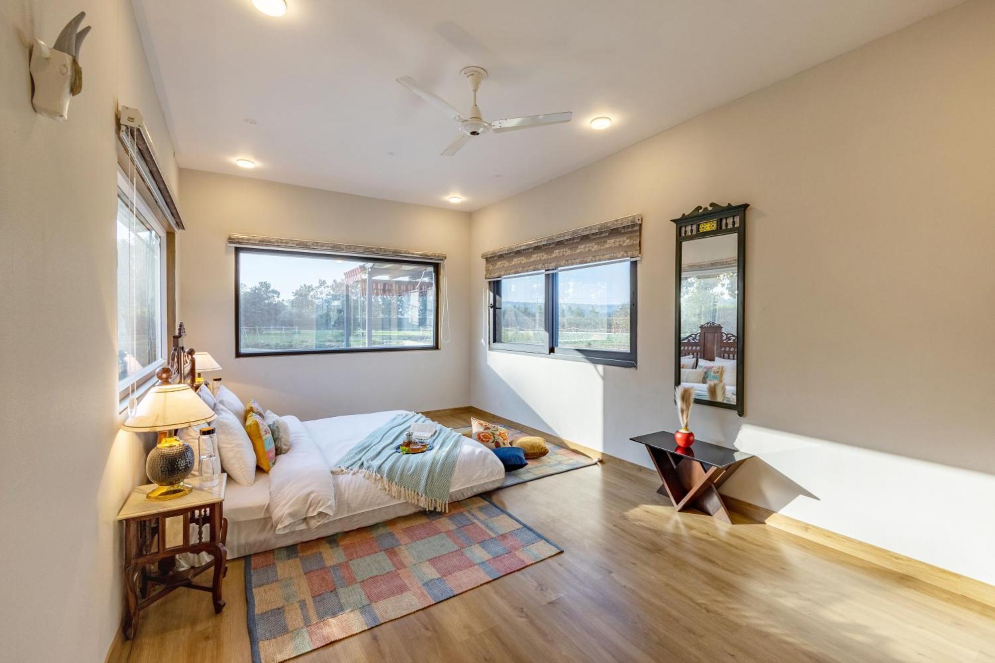 Elivaas Hidden Oasis 4Bhk With Pool, Mud House & Container House Villa Dhauj Buitenkant foto